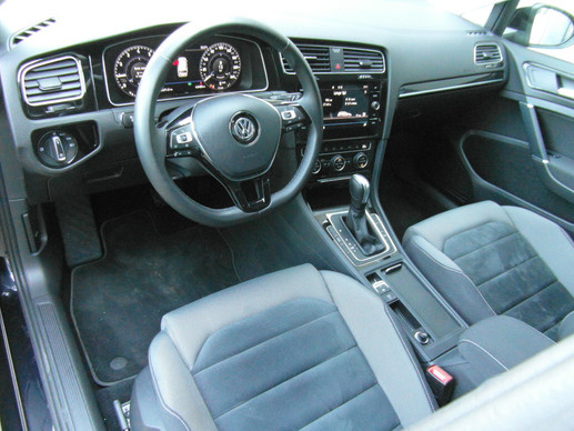 Volkswagen Golf - Afbeelding 19 van 28