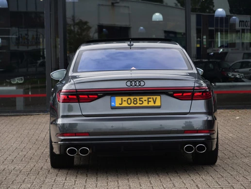 Audi S8 - Afbeelding 22 van 30