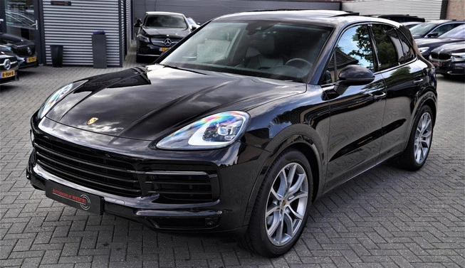 Porsche Cayenne - Afbeelding 3 van 30