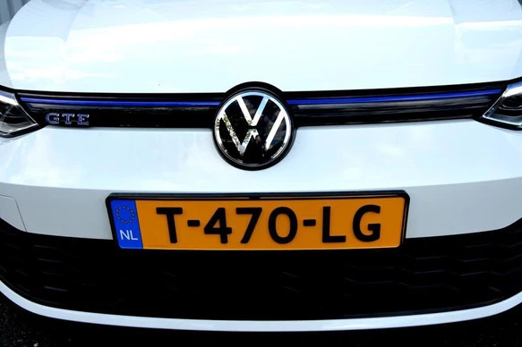 Volkswagen Golf - Afbeelding 17 van 30