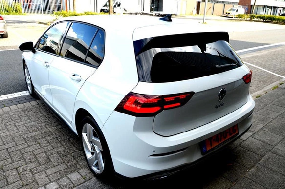 Volkswagen Golf - Afbeelding 22 van 30