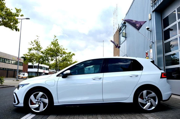 Volkswagen Golf - Afbeelding 27 van 30