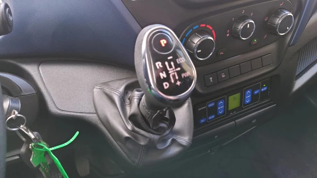 Iveco Daily - Afbeelding 13 van 17