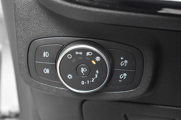 Ford Fiesta - Afbeelding 14 van 30