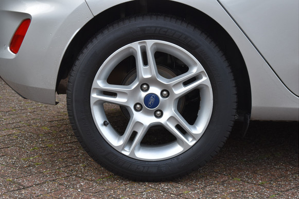 Ford Fiesta - Afbeelding 28 van 30