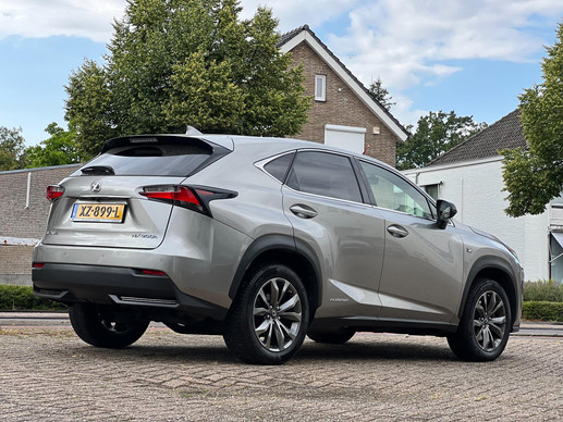 Lexus NX - Afbeelding 3 van 18