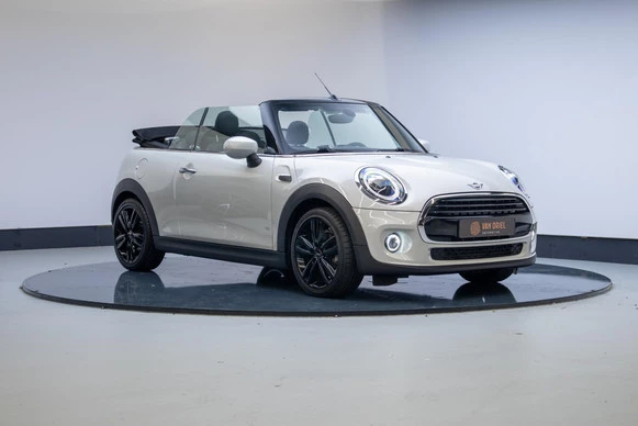 MINI Cooper Cabrio - Afbeelding 1 van 29