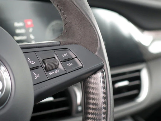 Alfa Romeo Giulia - Afbeelding 11 van 30