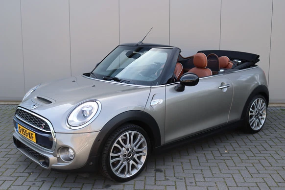 MINI Cooper S Cabrio - Afbeelding 1 van 30