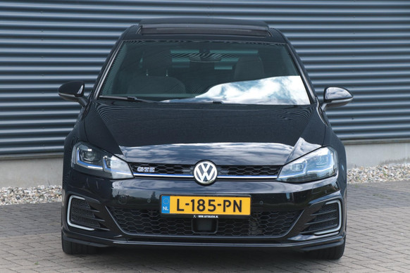 Volkswagen Golf - Afbeelding 4 van 18