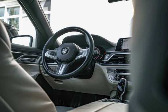 BMW 7 Serie - Afbeelding 26 van 30