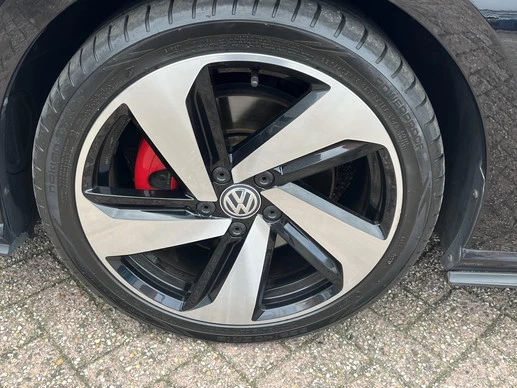 Volkswagen Golf - Afbeelding 28 van 30