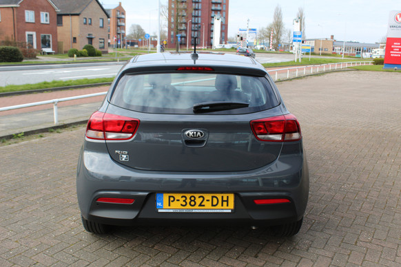 Kia Rio - Afbeelding 24 van 30