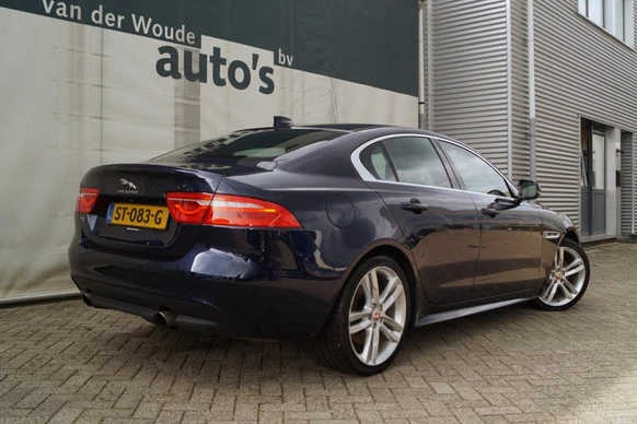 Jaguar XE - Afbeelding 4 van 16