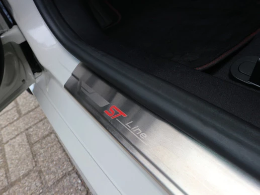 Ford Fiesta - Afbeelding 17 van 30