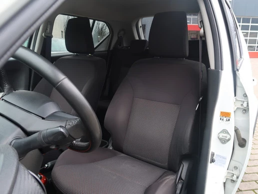 Suzuki Ignis - Afbeelding 24 van 30