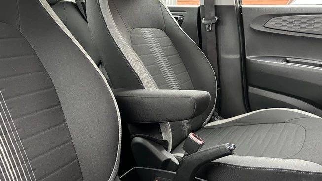 Hyundai i10 - Afbeelding 21 van 24