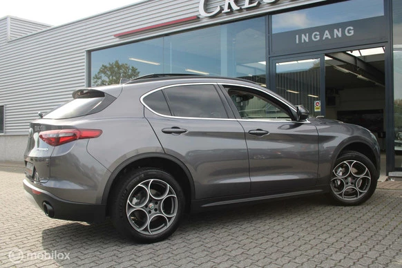 Alfa Romeo Stelvio - Afbeelding 11 van 30