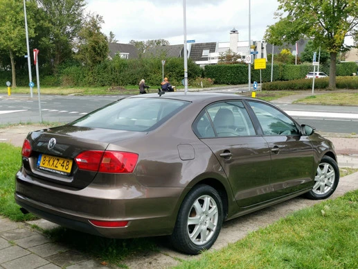 Volkswagen Jetta - Afbeelding 7 van 16