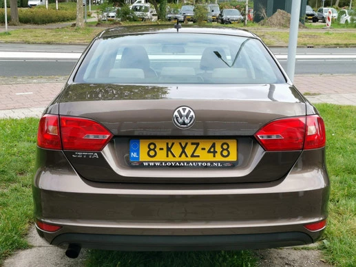 Volkswagen Jetta - Afbeelding 8 van 16