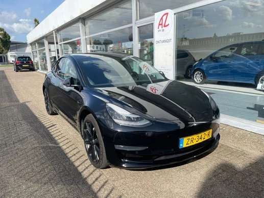 Tesla Model 3 - Afbeelding 2 van 13