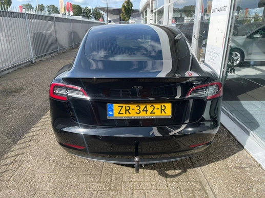 Tesla Model 3 - Afbeelding 13 van 13