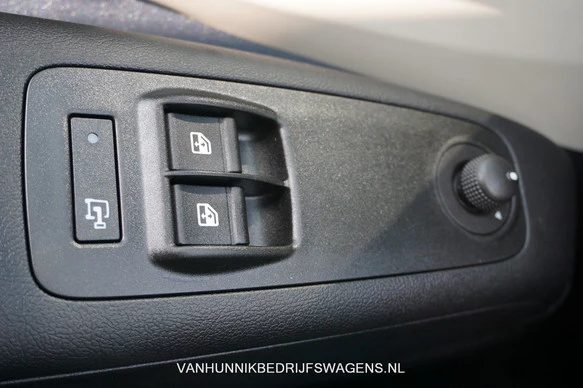 Opel Movano - Afbeelding 18 van 18