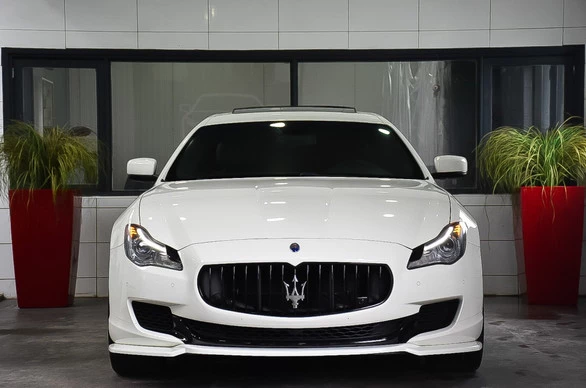 Maserati Quattroporte - Afbeelding 3 van 24