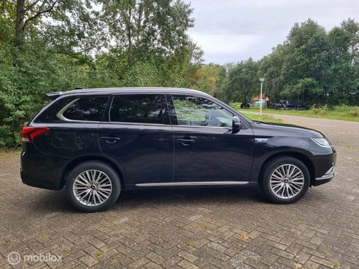 Mitsubishi Outlander - Afbeelding 13 van 30