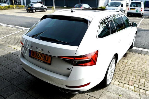 Škoda Superb - Afbeelding 27 van 30