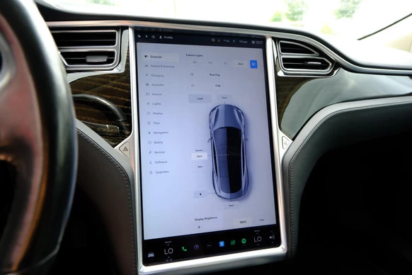 Tesla Model S - Afbeelding 19 van 30