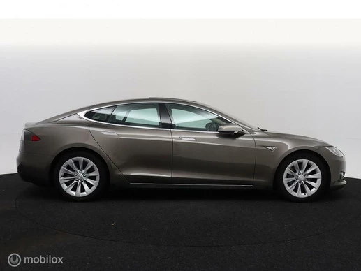 Tesla Model S - Afbeelding 6 van 30