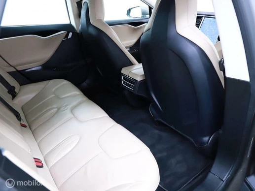 Tesla Model S - Afbeelding 13 van 30