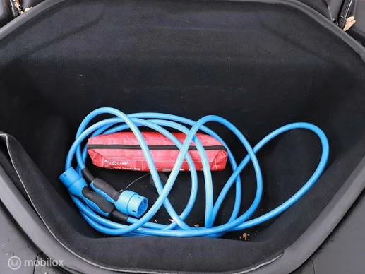 Tesla Model S - Afbeelding 21 van 30