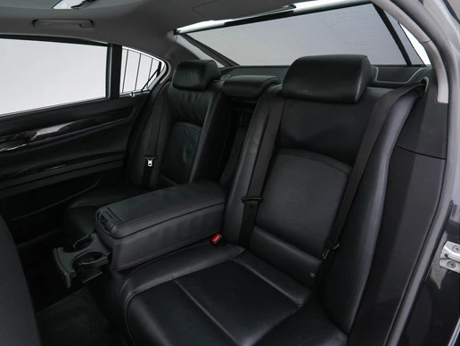 BMW 7 Serie - Afbeelding 27 van 30