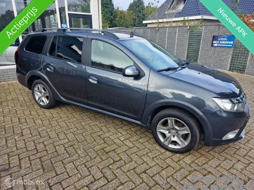 Dacia Logan - Afbeelding 1 van 30