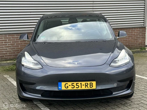 Tesla Model 3 - Afbeelding 3 van 22