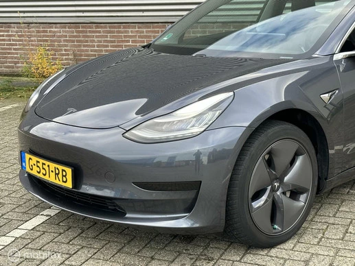 Tesla Model 3 - Afbeelding 5 van 22